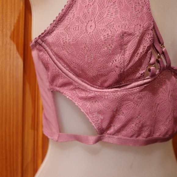 Victoria’s Secret Very Sexy Unlined Plunge Purple Strappy Bralette Medium - Picture 7 of 16